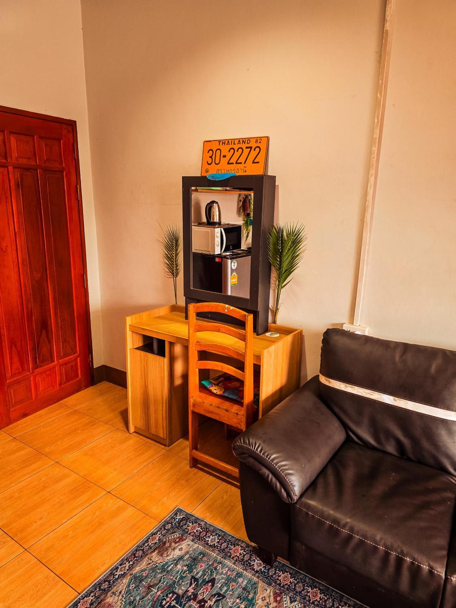 Ink And Travel I Apartment Thongsala